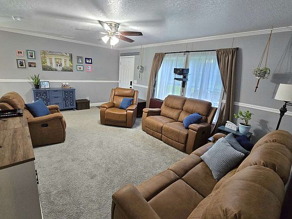 3rd image of 13313 164th St