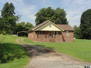 5265 Harris Farm Rd, Hickory, NC 28602