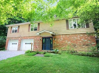 8630 Williams Rd, Chardon, OH 44024