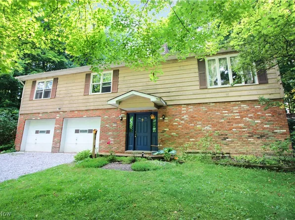 8630 Williams Rd, Chardon, OH 44024