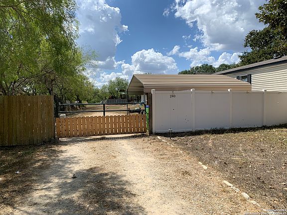 3rd image of 240 BRIANNA CT