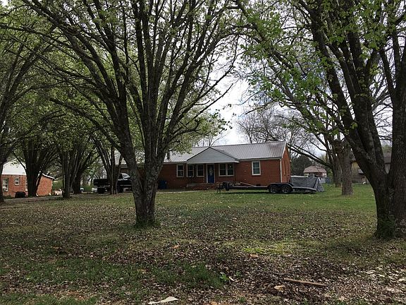 2nd image of 269 W Highlander Rd