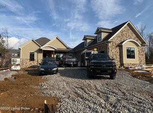 17 Beckley Springs Dr, Louisville, KY