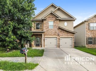 7646 Crawford Ct, Fairburn, GA 30213