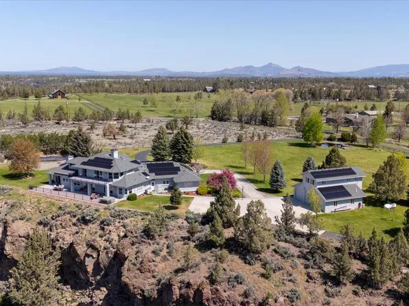 3533 SW 63rd St, Redmond, OR 97756