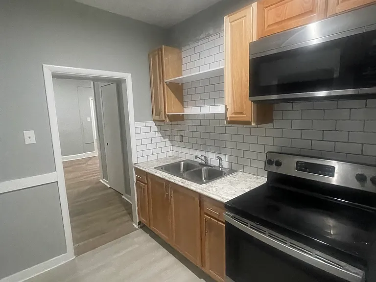 2116 Prospect St #3 — Photo 7