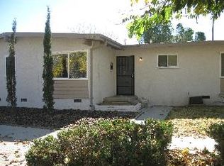 878 W Holguin St, Lancaster, CA 93534