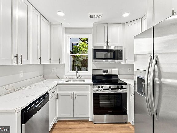 2nd image of 3608 Whitlock Ave