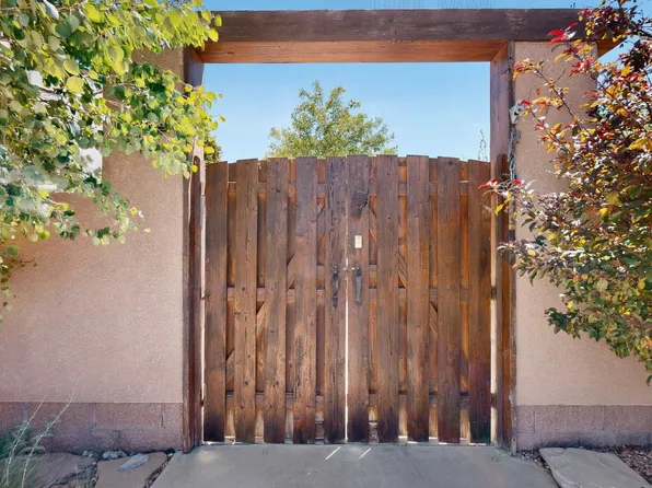 61 High Meadow Loop, Edgewood, NM 87015