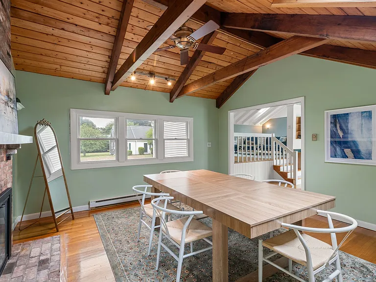 1st floor - Full Dining room