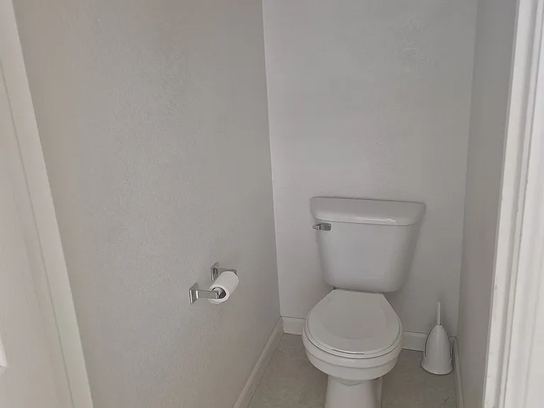 5496 Ansel Dr — Photo 38