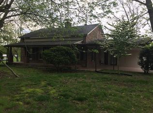 1320 Rickman Rd, Livingston, TN 38570