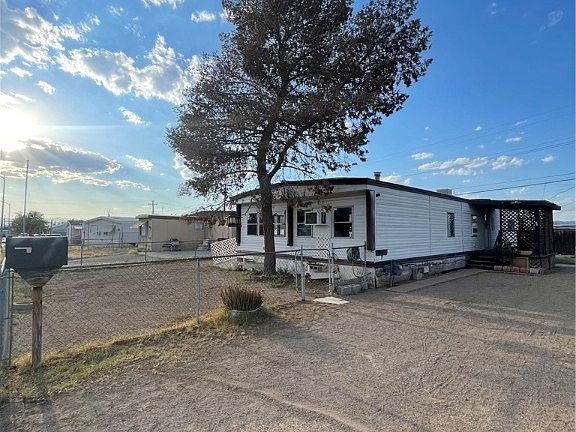 4th image of 209 Mojave Ln