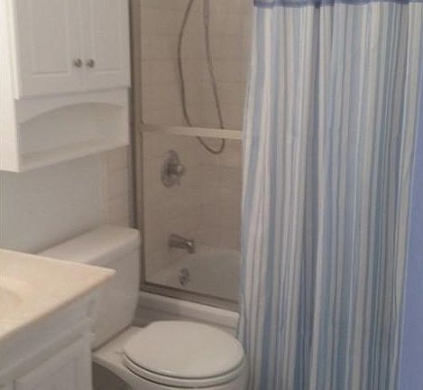 4th image of 1223 Acadia Pl