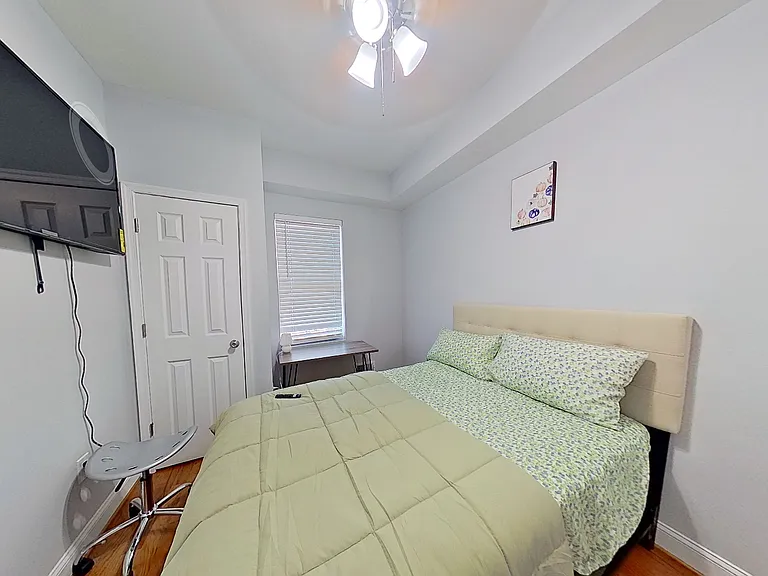 1414 14th St NW #B — Photo 9