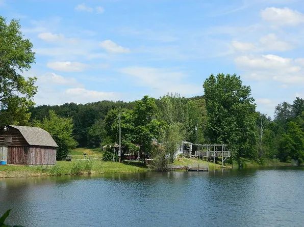 138 County Road 1865 E, Barnhill, IL 62809