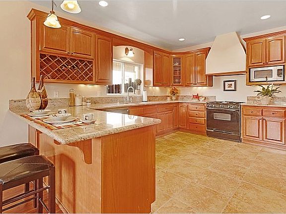 3rd image of 11321 Blue Sage Dr
