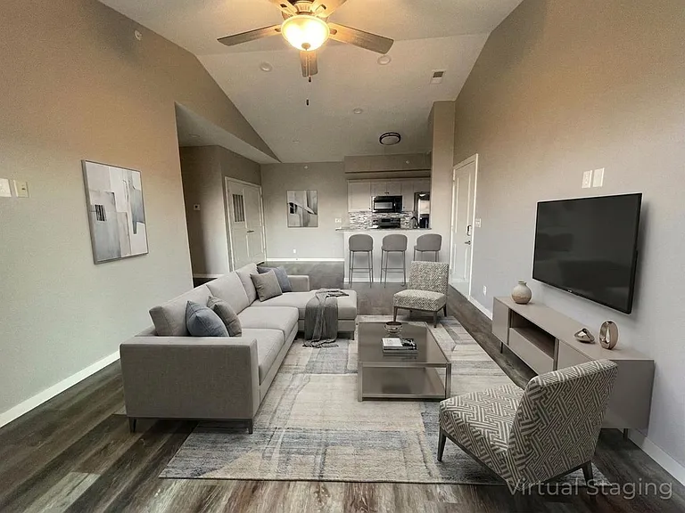 325 Majestic Dr #339 — Photo 4
