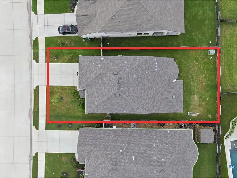 7315 Buckthorn Hollow Trl — Photo 13