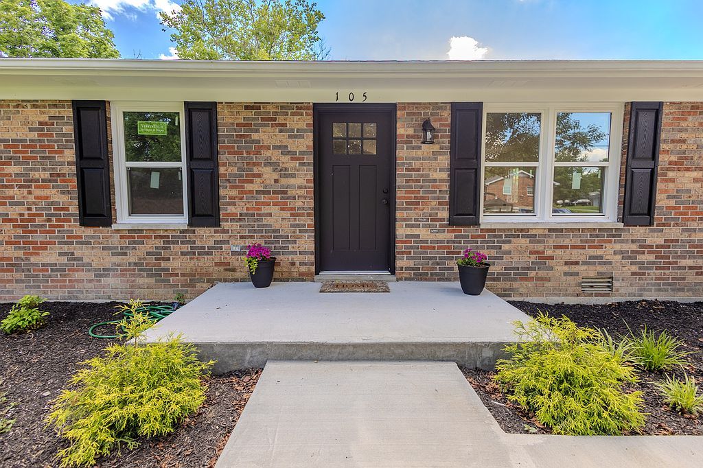 105 Maple St - Property Image