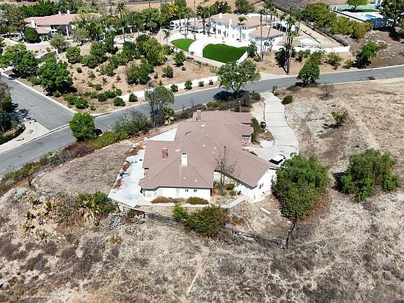 4th image of 6712 Canyon Hill Dr