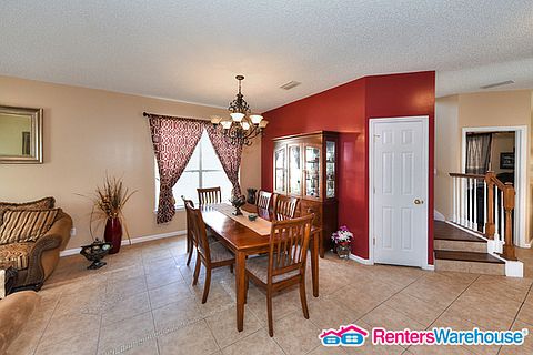 3rd image of 223 Dover Bluff Dr