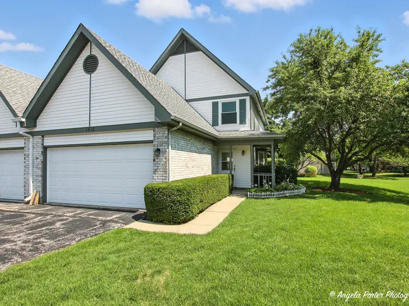 1512 Fernwood Ct, Gurnee, IL 60031