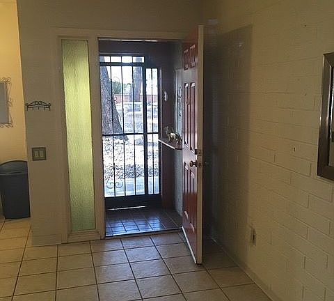 2nd image of 1014 S Calle De La Temporada