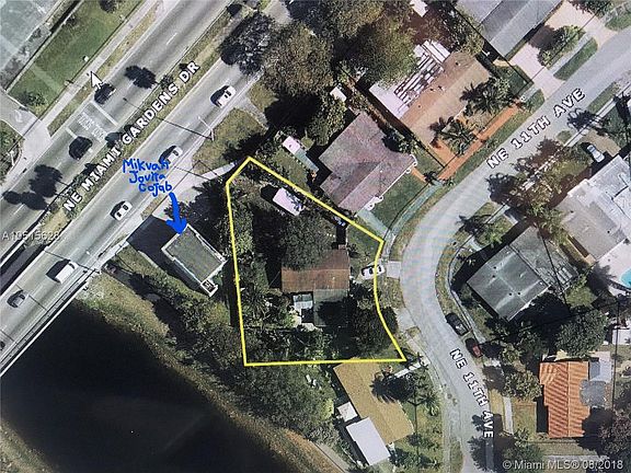 2nd image of 18320 NE 11th Ave