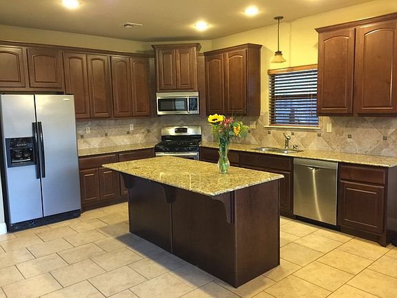 5th image of 207 Sirocco Dr