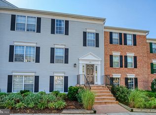114 Fort Evans Rd SE APT B, Leesburg, VA 20175