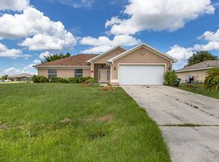206 NW 25th Pl, Cape Coral, FL 33993