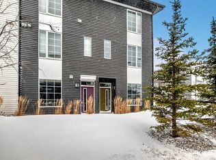 76 S Walgrove Cmn SE, Calgary, AB T2X4C2