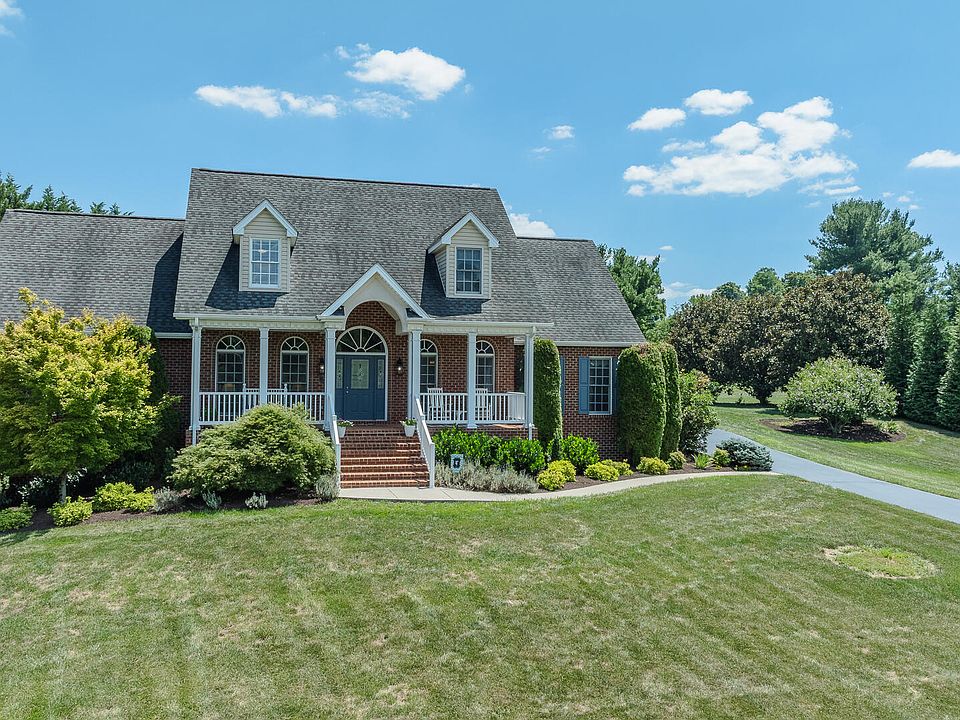 1st image of 67 Sowder Farm Rd