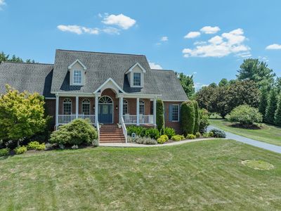67 Sowder Farm Rd, Troutville, VA, 24175