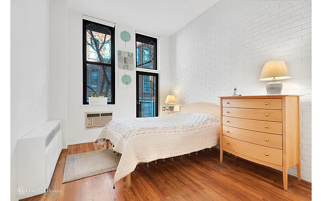 Sold by Douglas Elliman | media 16