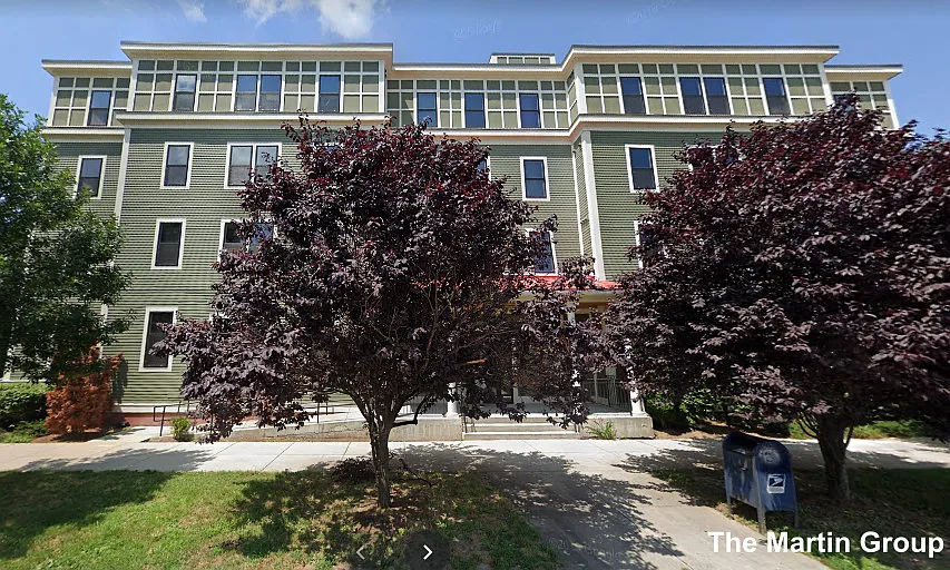 2 bed, 928 sqft, $3,725 — Photo 4