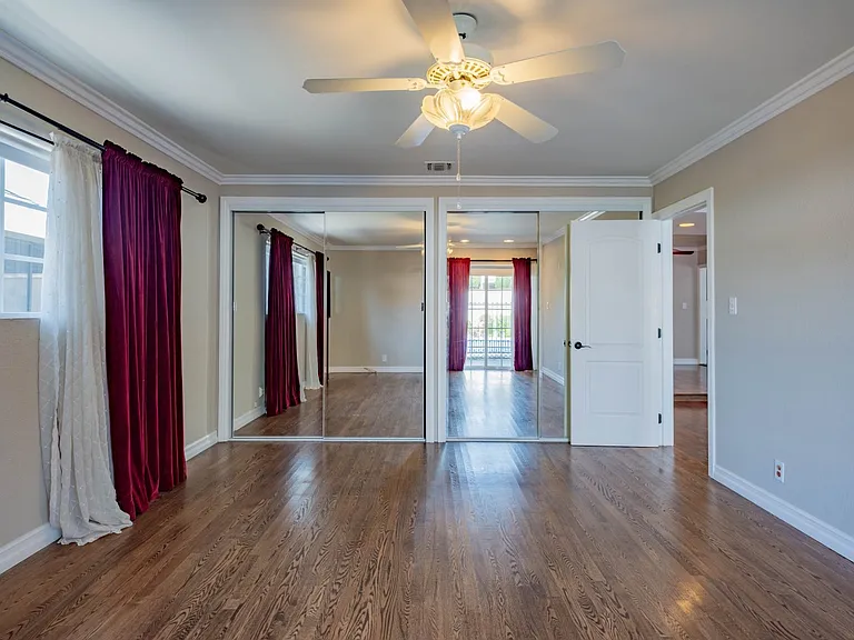 8538 Remick Ave — Photo 12