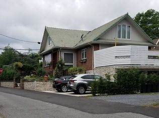 1477 Bay St, Staten Island, NY 10305