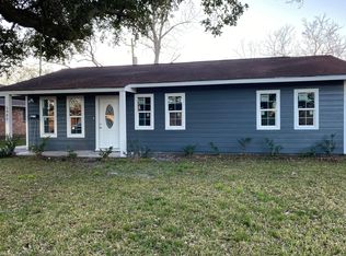 5085 Bruce Dr, Beaumont, TX 77708