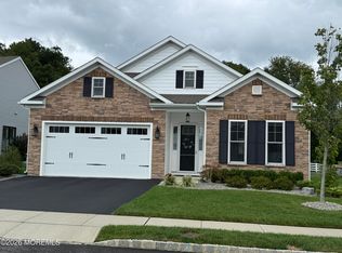 24 Sanctuary Lane, Farmingdale, NJ 07727