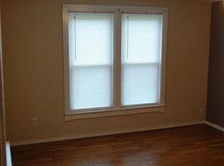 2158 W Phelps St, Springfield, MO 65802