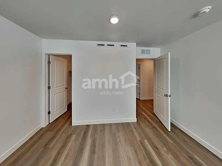 12634 W Flynn Ln — Photo 16
