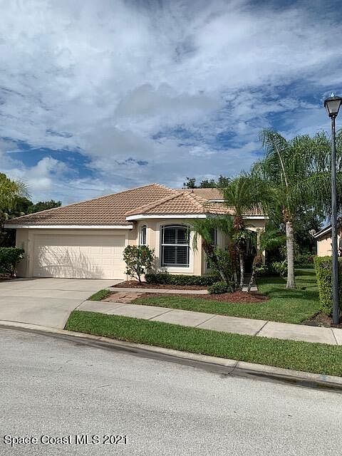 1st image of 950 Glen Abbey Way