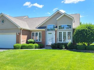 643 Berkley Dr, Romeoville, IL 60446