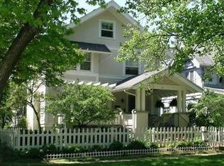 28 Patterson Rd, Oakwood, OH 45419