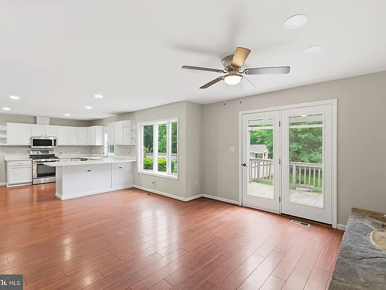 24674 Peach Orchard Ln — Photo 23