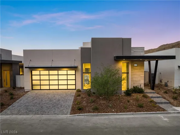 700 Blackrock Rim Dr, Henderson, NV 89012
