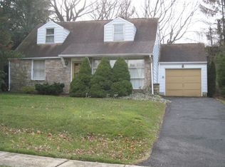 1204 Wedgewood Rd, Flourtown, PA 19031