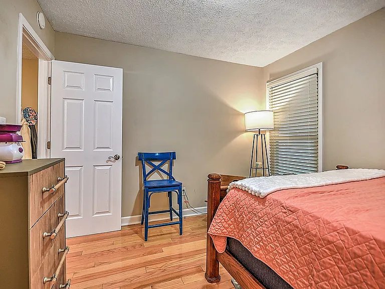780 Hamilton Rd #F8 — Photo 15